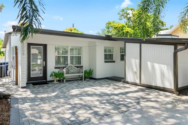 3004 W BAY VILLA AVE photo