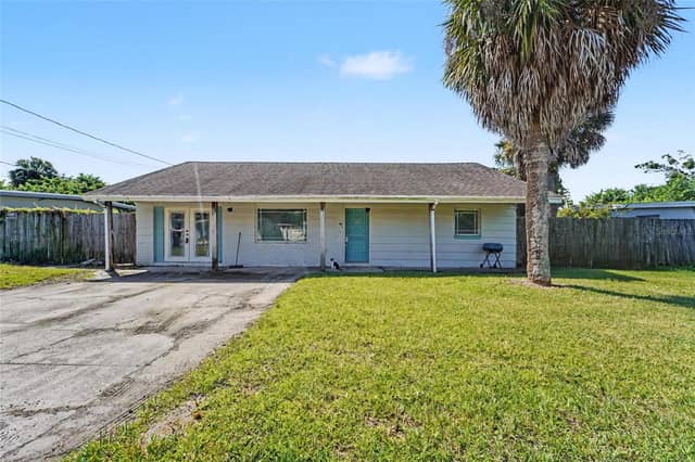 6706 SANDRA DR photo