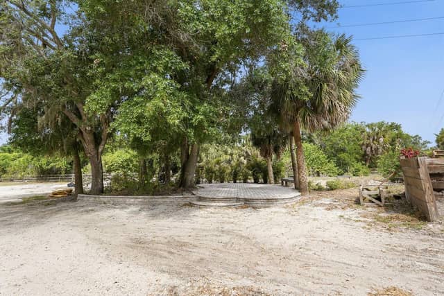 1576 RANCH RD photo