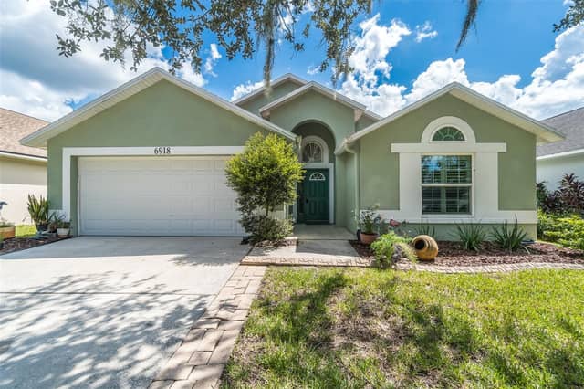 6918 JAMESTOWN MANOR DR photo