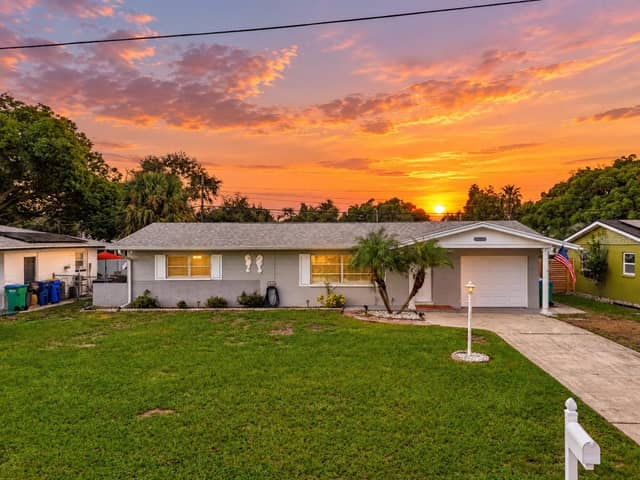 11365 81ST AVE photo