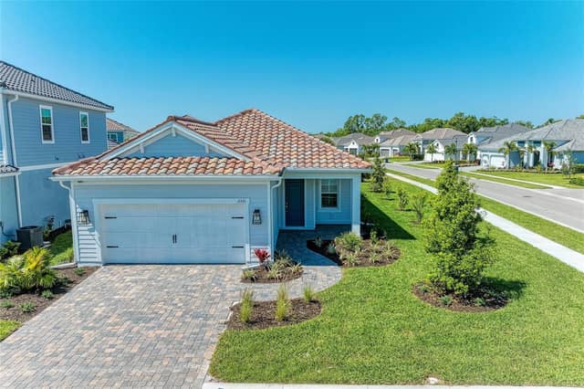 2521 STAR APPLE WAY photo