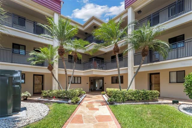 868 BAYWAY BLVD #312 photo