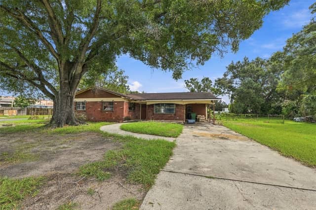 2709 N LINCOLN AVE photo