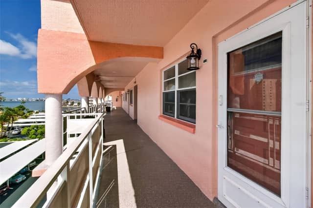 6025 SHORE BLVD S #608 photo