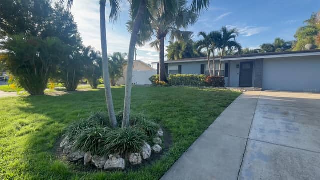 3176 STRATFORD DR. photo