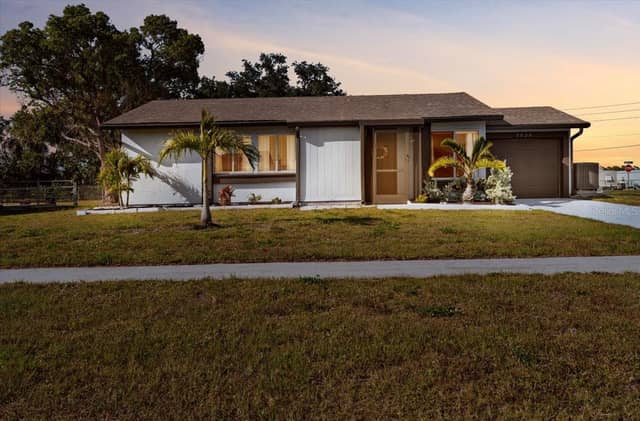 5520 KENWOOD DR photo