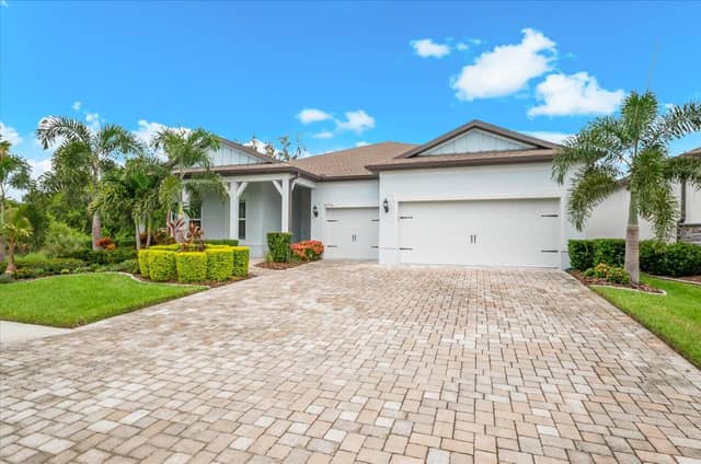 10716 SARATOGA PL photo