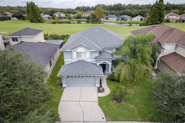 18182 SANDY POINTE DR photo
