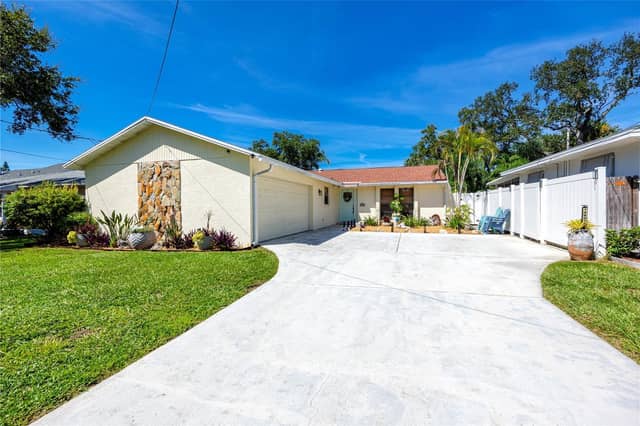 14803 SUNSET DR photo