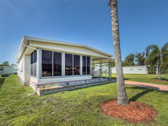 5408 CHATEAU LN photo