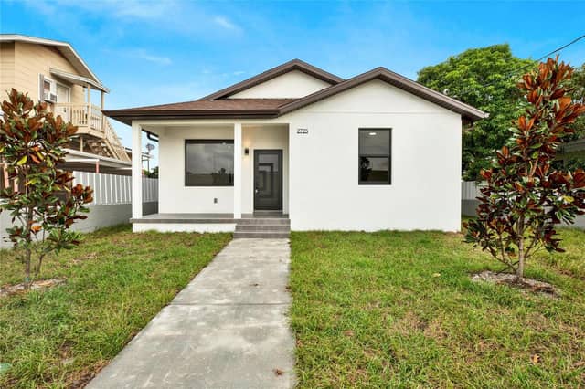 2725 W GREEN ST photo