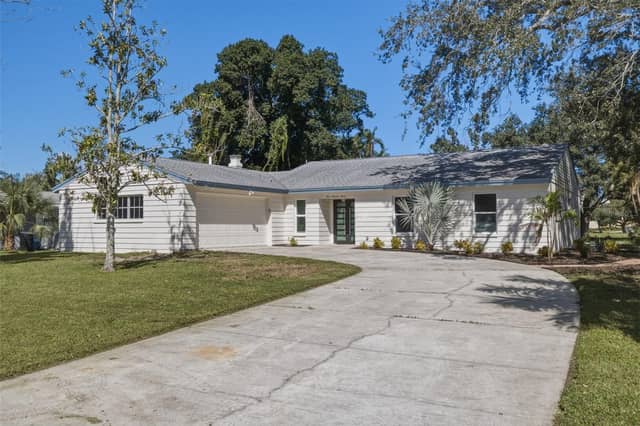 111 58TH AVE S photo