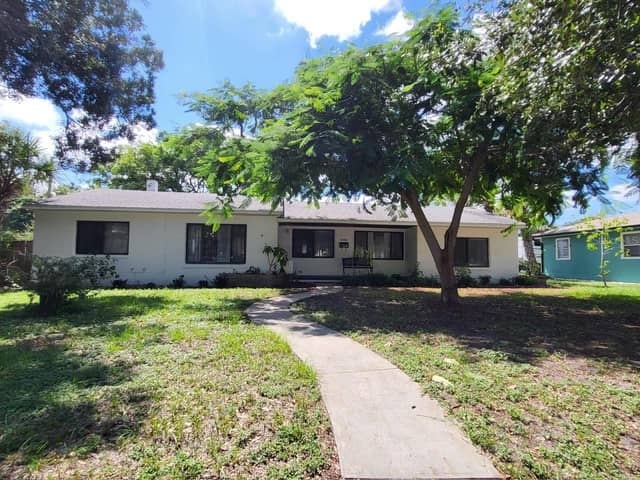 6738 5TH AVE N photo