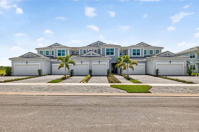 17405 MOONFLOWER DR #101 photo