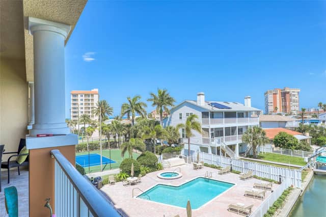 17715 GULF BLVD #303 photo