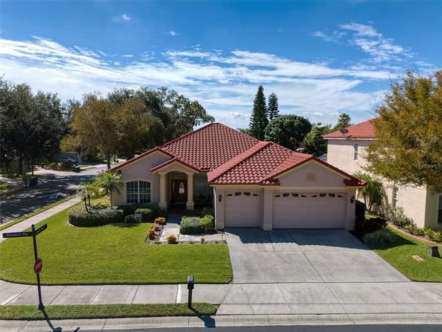 2219 ELIZABETH WAY photo