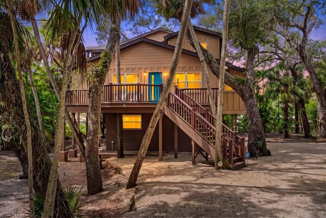 3376 S SECLUSION DR photo