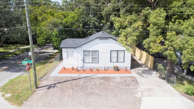 8202 N ALASKA ST photo