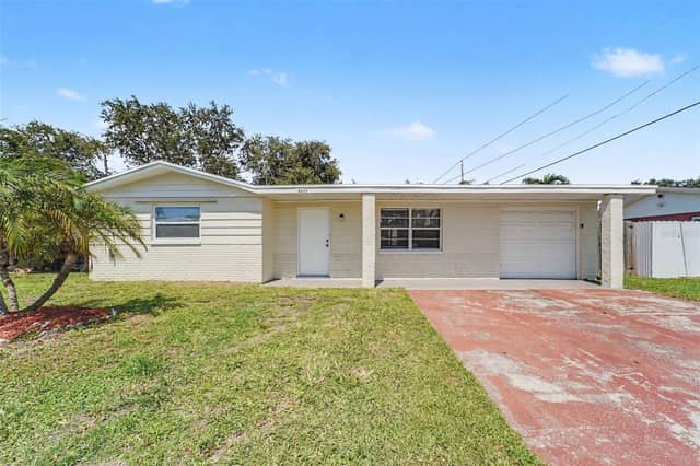 4631 EASTWOOD LN photo