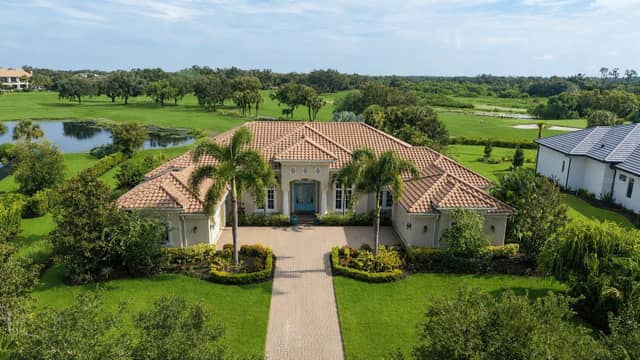 3737 FOUNDERS CLUB DR photo