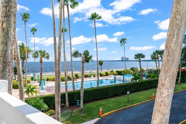 2401 BAYSHORE BLVD #212 photo
