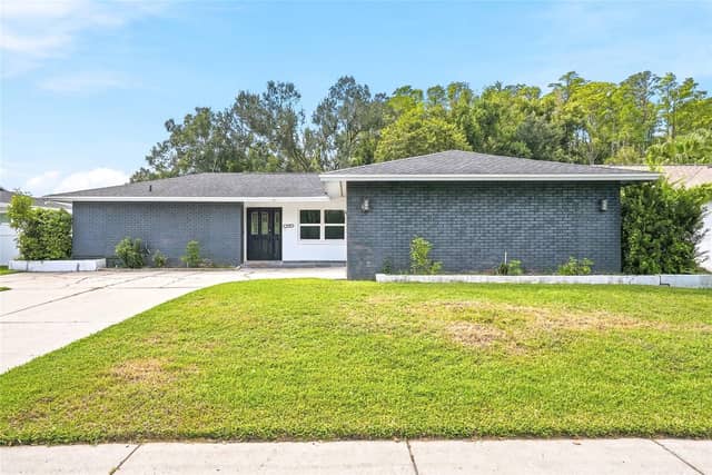 4206 WINDTREE DR photo