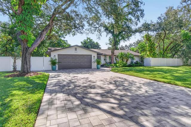 1002 N FLORIDA AVE photo
