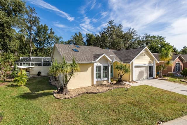 10305 COPPERWOOD DR photo