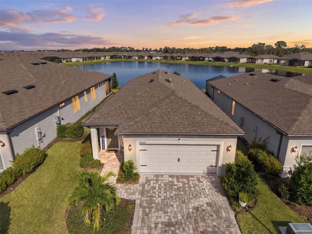 9260 BALLASTER POINTE LOOP photo