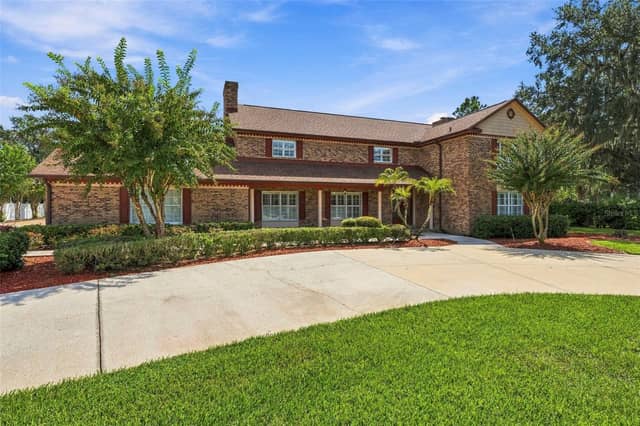 115 HICKORY CREEK DR photo