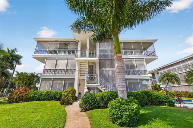 1000 N SHORE DR NE #2 photo