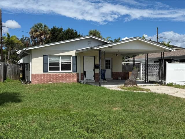 1841 SHORE ACRES BLVD NE photo
