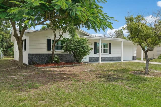 3350 WILTSHIRE DR photo