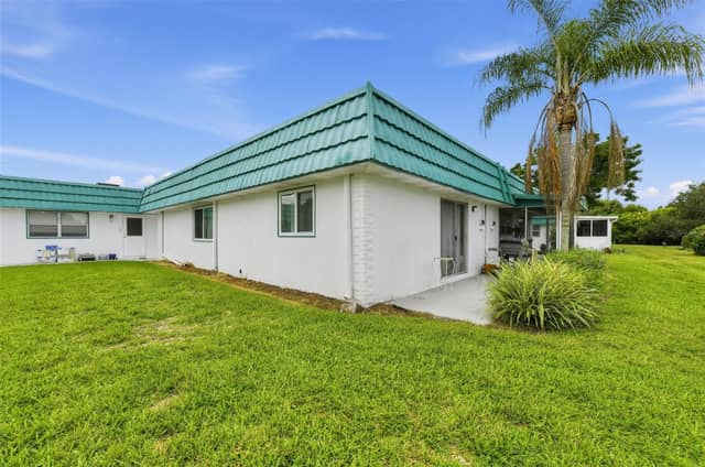 205 KINGS BLVD #67 photo