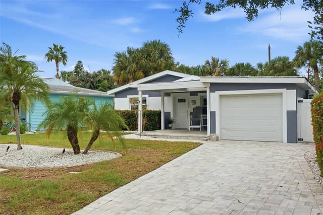 1206 BAY SHORE BLVD photo