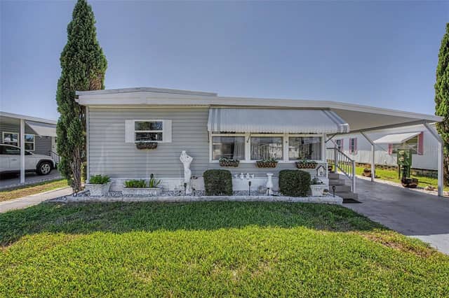 18 DRURY LN photo
