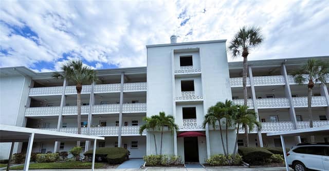 1524 LAKEVIEW RD #304 photo