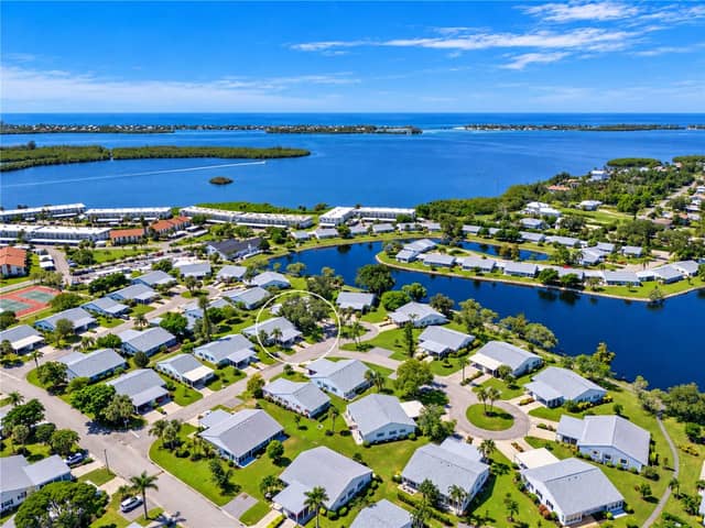 9416 CONCORD CIR photo