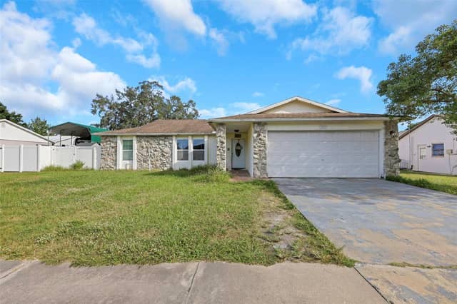 12023 MAHOGANY DR photo
