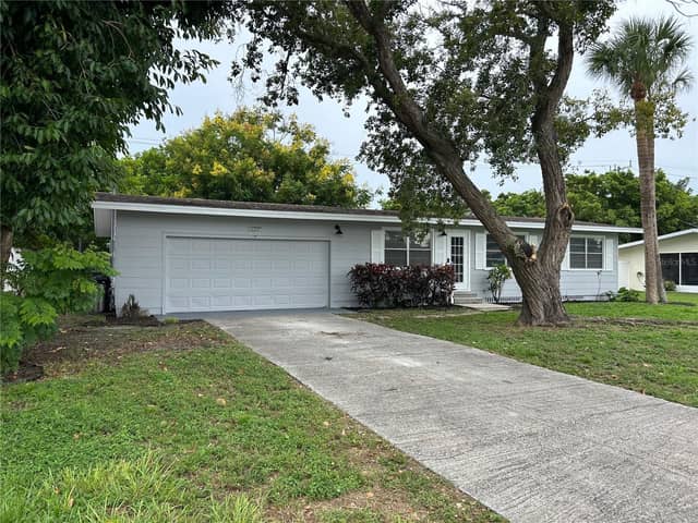 4708 PARK ACRES DR photo
