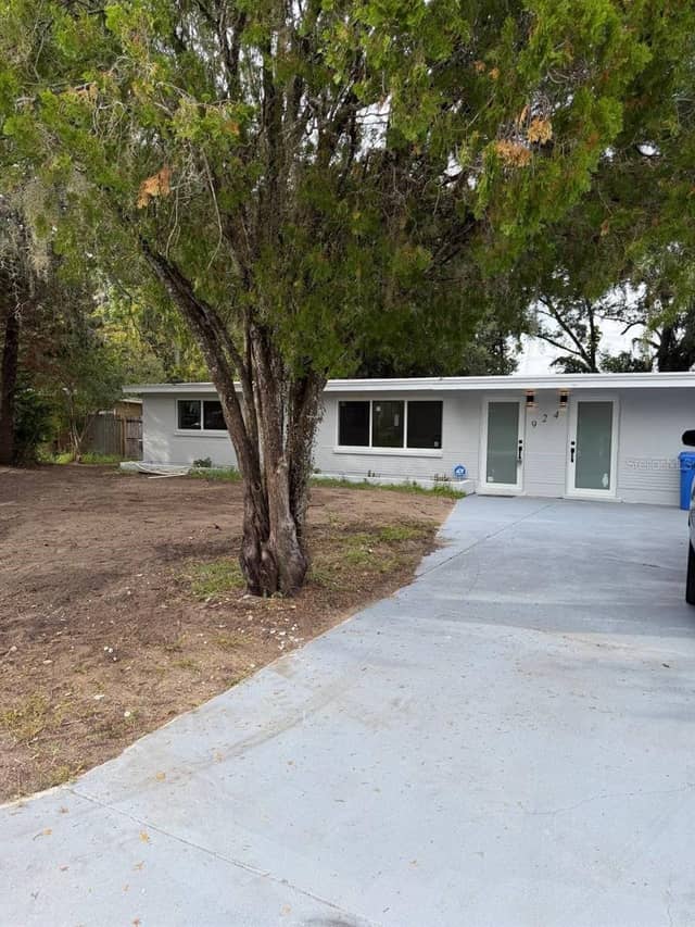 924 VALMAR ST photo