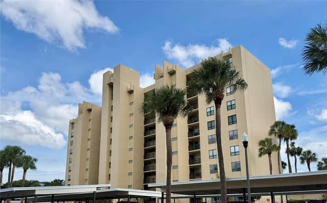 2620 COVE CAY DR #307 photo