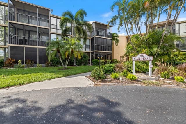 612 BIRD BAY DR S #118 photo