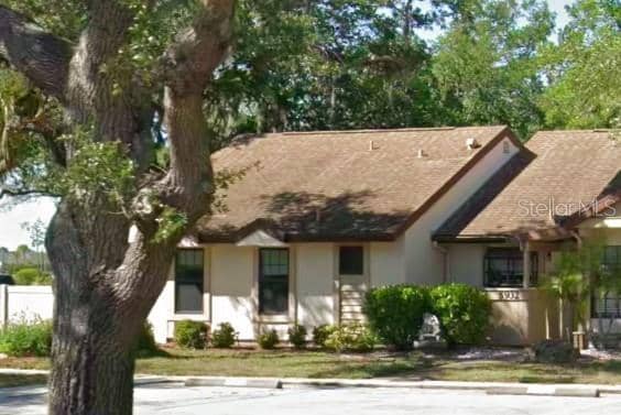 5932 MASHIE CIR photo