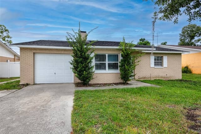 4624 WISTERIA DR photo