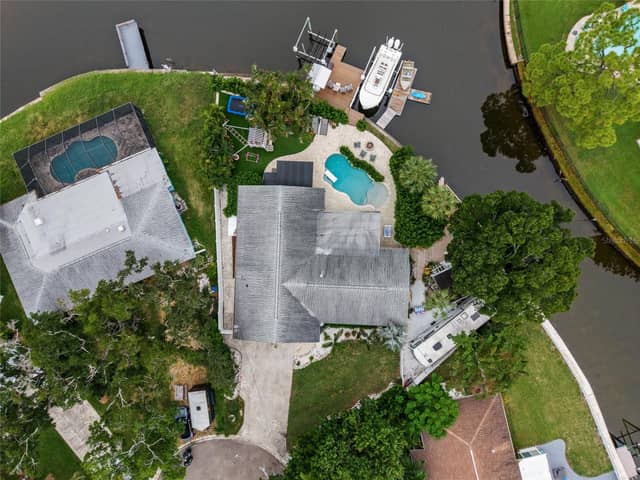 4785 BUTTERFLY PL NE photo