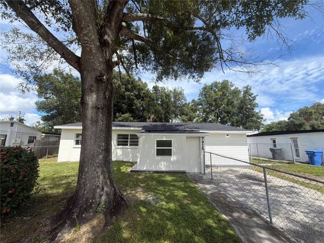 7916 ENDIVE AVE photo