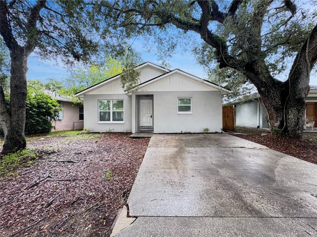 2213 E EMMA ST photo