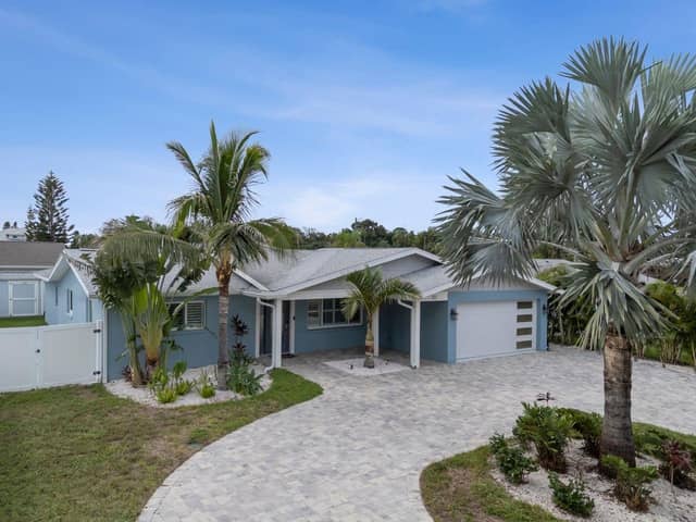 312 WESTWINDS DR photo